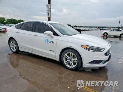 Czwarte zdjęcie samochodu z boku: 2018 FORD FUSION SE HYBRID VIN:3FA6P0LU1JR171643 - miniatura