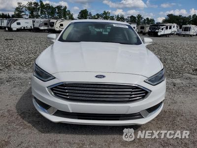 Piąte zdjęcie samochodu w środku: 2018 FORD FUSION SE HYBRID VIN:3FA6P0LU7JR118798 - miniatura