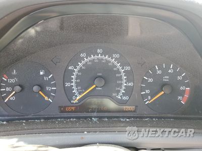 Zdjęcie 9 z 12 samochodu: 1998 MERCEDES-BENZ CLK 320 VIN:WDBLJ65G0WF015315 - miniatura