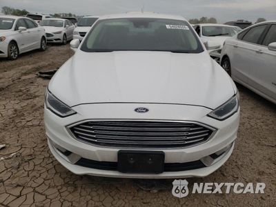 Piąte zdjęcie samochodu w środku: 2017 FORD FUSION SE HYBRID VIN:3FA6P0LU4HR409060 - miniatura