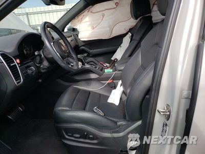 Zdjęcie 7 z 13 samochodu: 2023 PORSCHE CAYENNE S VIN:WP1AB2AY3PDA14362 - miniatura