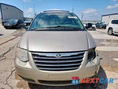 Piąte zdjęcie samochodu w środku: 2007 CHRYSLER TOWN & COUNTRY TOURING VIN:2A4GP54L07R167450 - miniatura