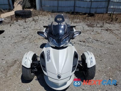 Piąte zdjęcie samochodu w środku: 2013 CAN-AM SPYDER ROADSTER ST VIN:2BXNCBC13DV001031 - miniatura