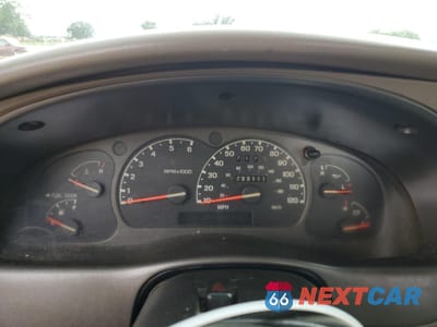 Zdjęcie 9 z 14 samochodu: 2001 MAZDA B2500 VIN:4F4YR12C31TM04939 - miniatura