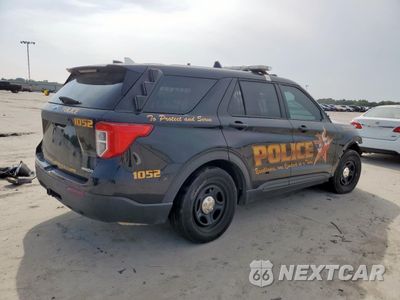 Trzecie zdjęcie samochodu z tyłu: 2023 FORD EXPLORER POLICE INTERCEPTOR VIN:1FM5K8ABXPGA05539 - miniatura