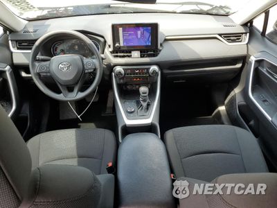 Zdjęcie 8 z 15 samochodu: 2024 TOYOTA RAV4 LE VIN:4T3LWRFV2RU163079 - miniatura