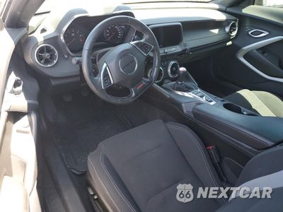 Zdjęcie 8 z 13 samochodu: 2018 CHEVROLET CAMARO SS VIN:1G1FE1R79J0100268 - miniatura