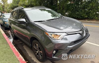 2017 TOYOTA RAV4 XLE JTMWFREV4HD100009 - główne zdjęcie licytacji z USA - miniatura