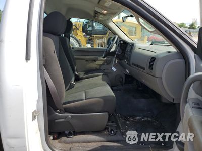 Zdjęcie 10 z 14 samochodu: 2011 CHEVROLET SILVERADO K1500 VIN:1GCNKPEA7BZ365736 - miniatura