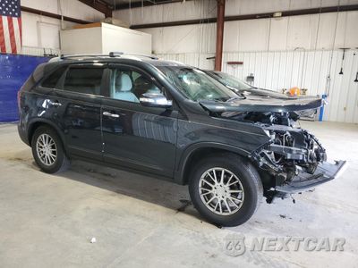 Czwarte zdjęcie samochodu z boku: 2012 KIA SORENTO BASE VIN:5XYKT3A69CG262411 - miniatura