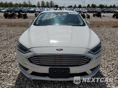 Piąte zdjęcie samochodu w środku: 2018 FORD FUSION SE HYBRID VIN:3FA6P0LU7JR171923 - miniatura