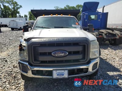 Piąte zdjęcie samochodu w środku: 2015 FORD F550 SUPER DUTY VIN:1FD0W5GT1FEA42129 - miniatura