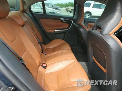 Zdjęcie 10 z 12 samochodu: 2013 VOLVO S60 T5 VIN:YV1612FS4D2196220 - miniatura