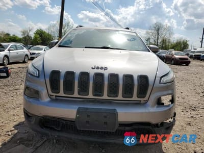 Piąte zdjęcie samochodu w środku: 2017 JEEP CHEROKEE VIN:1C4PJMDS4HW636475 - miniatura