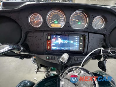 Zdjęcie 7 z 10 samochodu: 2016 HARLEY-DAVIDSON FLHTCUTG TRI GLIDE ULTRA VIN:1HD1MAL17GB861451 - miniatura