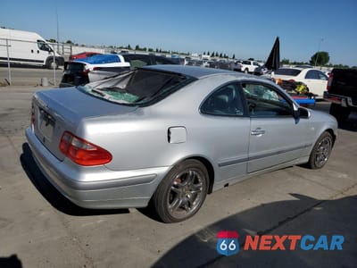 Trzecie zdjęcie samochodu z tyłu: 1998 MERCEDES-BENZ CLK 320 VIN:WDBLJ65G0WF015315 - miniatura