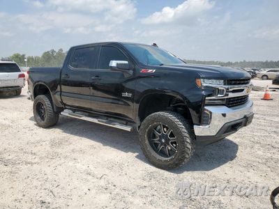 Czwarte zdjęcie samochodu z boku: 2019 CHEVROLET SILVERADO K1500 LT VIN:3GCUYDED1KG256241 - miniatura