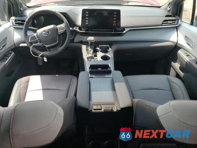 Zdjęcie 8 z 13 samochodu: 2024 TOYOTA SIENNA XSE VIN:5TDDSKFC9RS146898 - miniatura