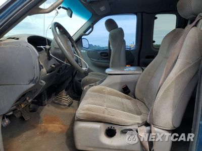 Zdjęcie 7 z 14 samochodu: 2001 FORD F150 VIN:1FTZX17261NB77186 - miniatura
