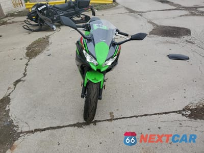 Drugie zdjęcie samochodu z przodu: 2023 KAWASAKI EX650 P VIN:ML5EXEP1XPDA99830 - miniatura