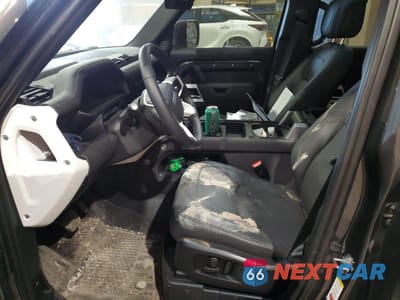 Zdjęcie 7 z 15 samochodu: 2024 LAND ROVER DEFENDER 110 S VIN:SALEJEEX4R2313844 - miniatura