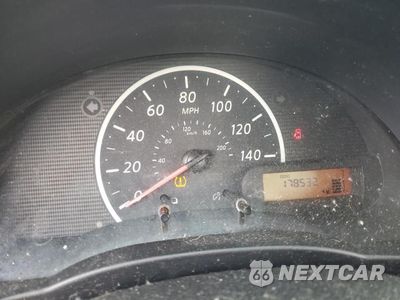 Zdjęcie 9 z 12 samochodu: 2012 NISSAN VERSA S VIN:3N1CN7AP0CL946385 - miniatura