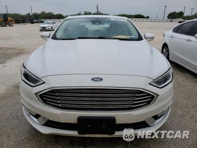 Piąte zdjęcie samochodu w środku: 2017 FORD FUSION SE HYBRID VIN:3FA6P0LU7HR409294 - miniatura