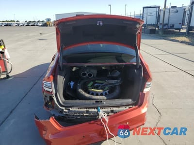 Zdjęcie 6 z 15 samochodu: 2015 AUDI S4 PREMIUM PLUS VIN:WAUBGAFLXFA009123 - miniatura