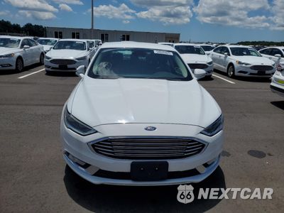 Piąte zdjęcie samochodu w środku: 2017 FORD FUSION SE HYBRID VIN:3FA6P0LU0HR409248 - miniatura