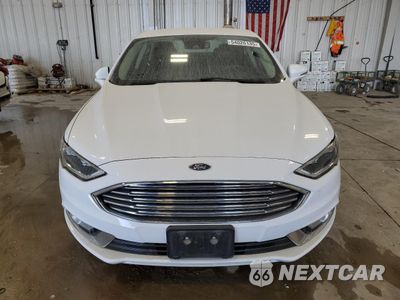 Piąte zdjęcie samochodu w środku: 2017 FORD FUSION SE HYBRID VIN:3FA6P0LU4HR409110 - miniatura