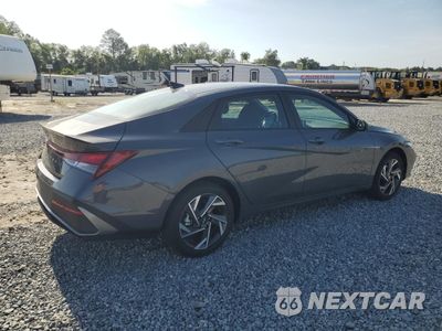 Trzecie zdjęcie samochodu z tyłu: 2025 HYUNDAI ELANTRA SEL SPORT VIN:KMHLM4DG9SU959243 - miniatura