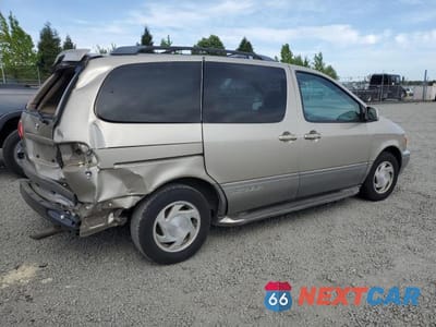 Trzecie zdjęcie samochodu z tyłu: 2001 TOYOTA SIENNA LE VIN:4T3ZF13C81U354542 - miniatura