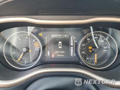 Zdjęcie 9 z 13 samochodu: 2016 JEEP CHEROKEE SPORT VIN:1C4PJLAB3GW171975 - miniatura