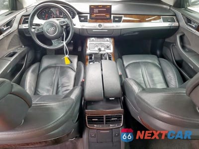 Zdjęcie 8 z 12 samochodu: 2011 AUDI A8 QUATTRO VIN:WAUAVAFD1BN012845 - miniatura