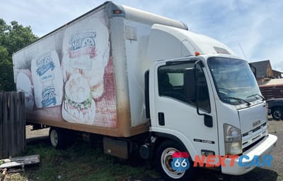 2011 ISUZU NQR JALE5W169B7900028 - główne zdjęcie licytacji z USA - miniatura