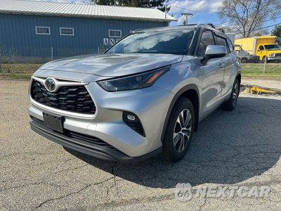 Drugie zdjęcie samochodu z przodu: 2022 TOYOTA HIGHLANDER XLE VIN:5TDHZRBH2NS163799 - miniatura