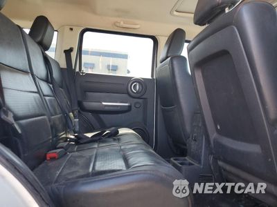 Zdjęcie 11 z 16 samochodu: 2007 DODGE NITRO R/T VIN:1D8GT58637W723443 - miniatura