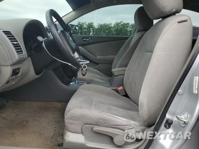 Zdjęcie 7 z 14 samochodu: 2011 NISSAN ALTIMA BASE VIN:1N4AL2AP4BN426546 - miniatura
