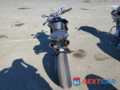 Czwarte zdjęcie samochodu z boku: 2015 KTM 1290 SUPER DUKE R VIN:VBKV39405FM922694 - miniatura