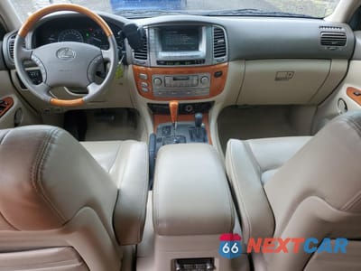 Zdjęcie 8 z 15 samochodu: 2005 LEXUS LX 470 VIN:JTJHT00W954002910 - miniatura