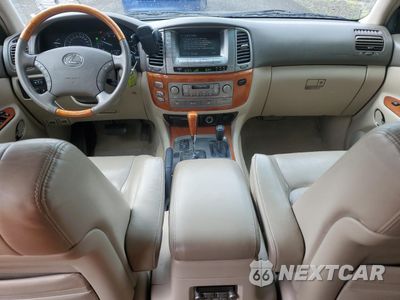 Zdjęcie 8 z 15 samochodu: 2005 LEXUS LX 470 VIN:JTJHT00W954002910 - miniatura