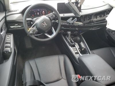 Zdjęcie 8 z 12 samochodu: 2024 HONDA ACCORD TOURING HYBRID VIN:1HGCY2F83RA088386 - miniatura