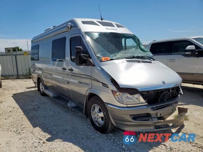 2005 DODGE SPRINTER 2500 WD0PD744855820921 - główne zdjęcie licytacji z USA - miniatura