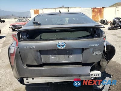Zdjęcie 6 z 12 samochodu: 2017 TOYOTA PRIUS VIN:JTDKBRFU1H3543319 - miniatura