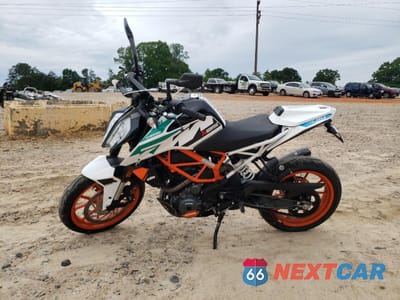 Trzecie zdjęcie samochodu z tyłu: 2020 KTM 390 DUKE VIN:MD2JPJ408LC271854 - miniatura