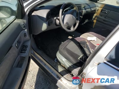 Zdjęcie 8 z 12 samochodu: 2002 MERCURY SABLE GS VIN:1MEFM50U82A627703 - miniatura