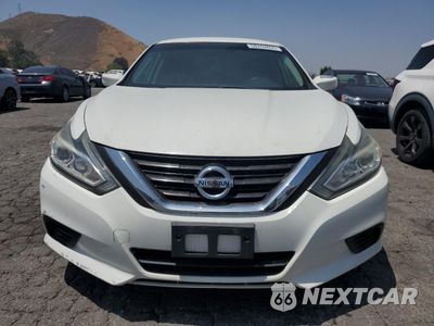Piąte zdjęcie samochodu w środku: 2016 NISSAN ALTIMA 2.5 VIN:1N4AL3AP5GC194239 - miniatura