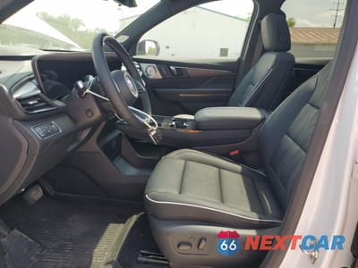 Zdjęcie 7 z 15 samochodu: 2025 BUICK ENCLAVE AVENIR VIN:5GAEVCRS3SJ103912 - miniatura