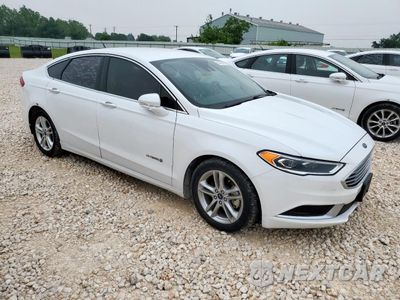 Czwarte zdjęcie samochodu z boku: 2018 FORD FUSION SE HYBRID VIN:3FA6P0LU2JR171814 - miniatura