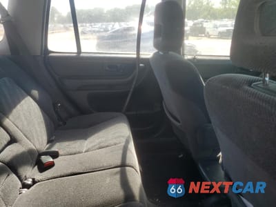 Zdjęcie 10 z 14 samochodu: 2000 HONDA CR-V LX VIN:JHLRD2846YC010625 - miniatura